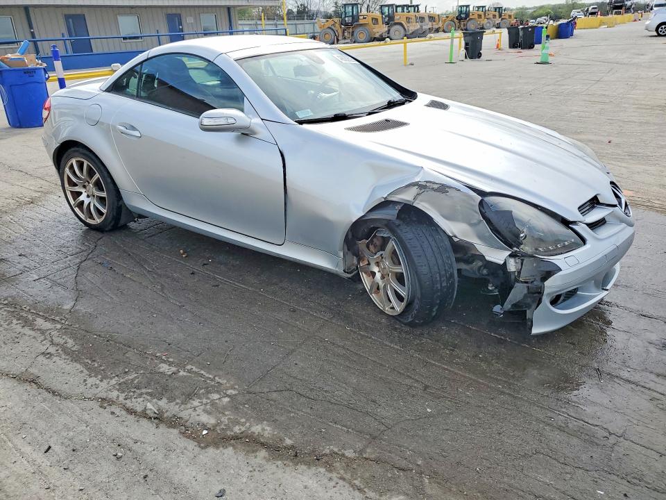 Продажа на аукционе авто 2005 Mercedes-benz Slk, vin: WDBWK56FX5F042580, номер лота: 48682626