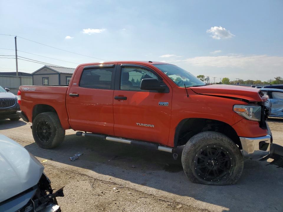 Продаж на аукціоні авто 2018 Toyota Tundra, vin: 5TFDW5F14JX735151, номер лоту: 51844856