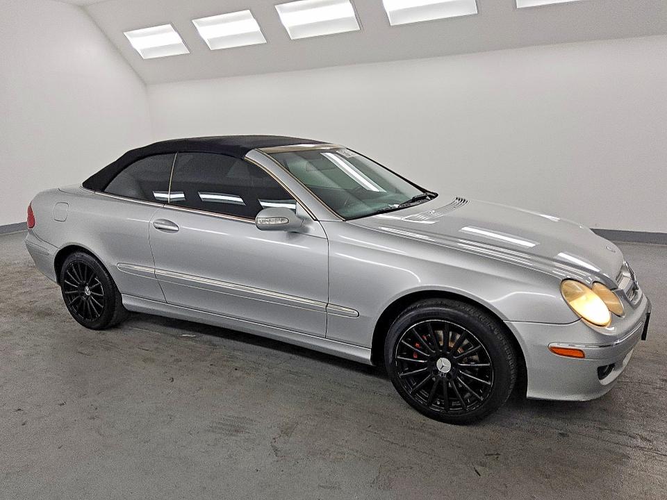 48154466 :رقم المزاد ، WDBTK56F77F209239 vin ، 2007 Mercedes-benz Clk مزاد بيع
