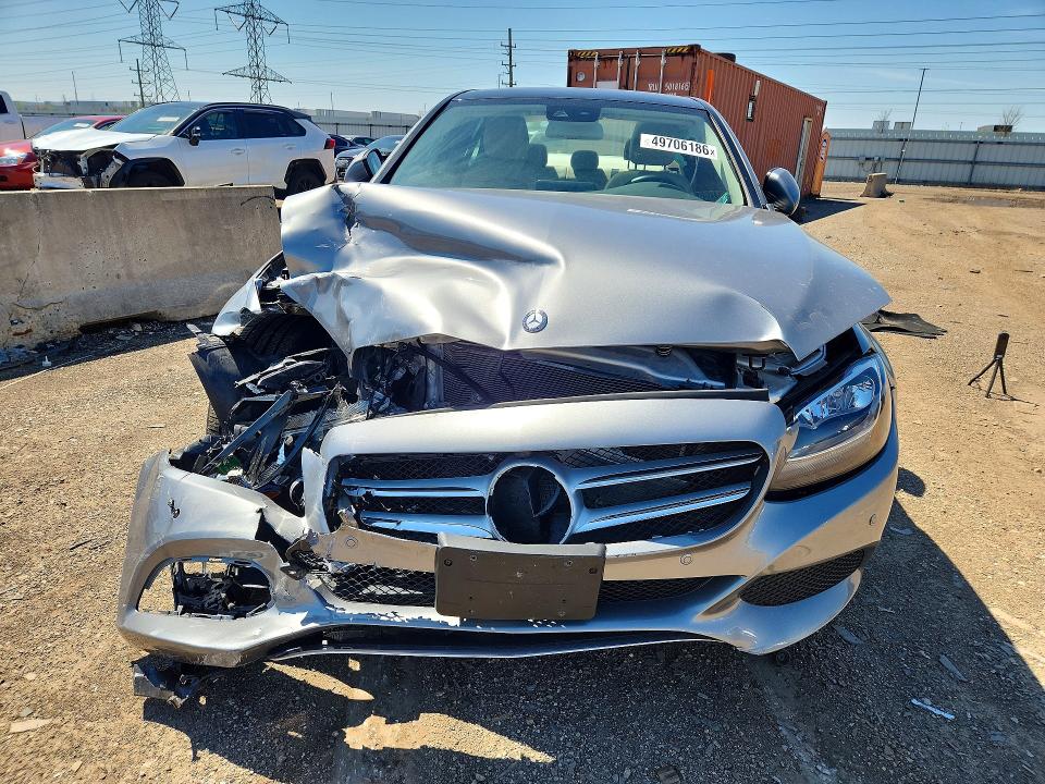 2016 Mercedes-benz C მანქანა იყიდება აუქციონზე, vin: 55SWF4KB9GU135289, აუქციონის ნომერი: 49706186
