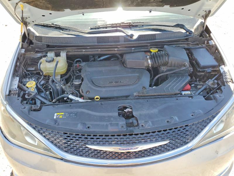 50194556 :رقم المزاد ، 2C4RC1BG1KR609136 vin ، 2019 Chrysler Pacifica مزاد بيع
