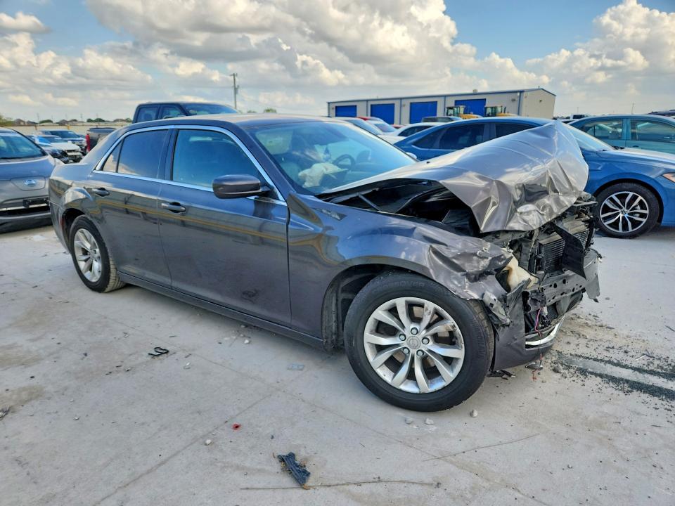 Продаж на аукціоні авто 2015 Chrysler 300, vin: 2C3CCAAG0FH749279, номер лоту: 49632976