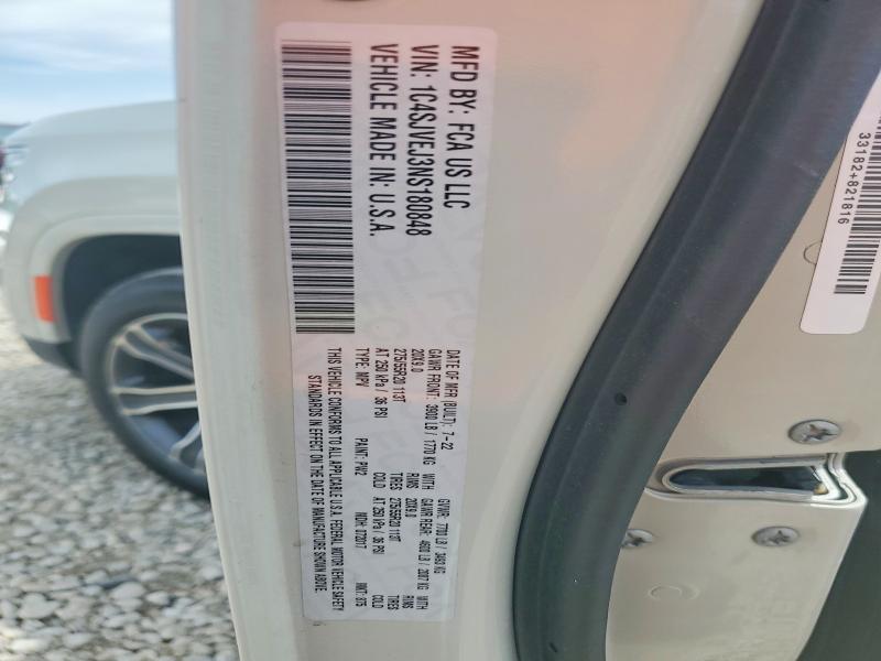 51559006 :رقم المزاد ، 1C4SJVEJ3NS180848 vin ، 2022 Jeep Grand Wagoneer مزاد بيع