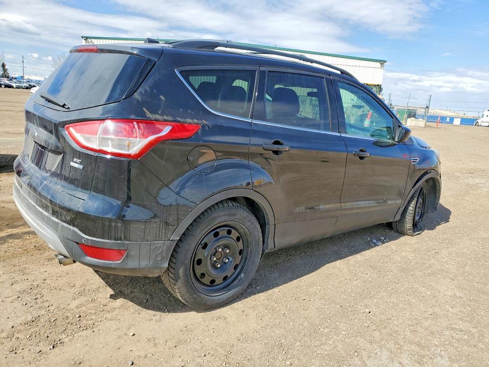 2014 Ford Escape მანქანა იყიდება აუქციონზე, vin: 1FMCU9G92EUA41364, აუქციონის ნომერი: 51817316