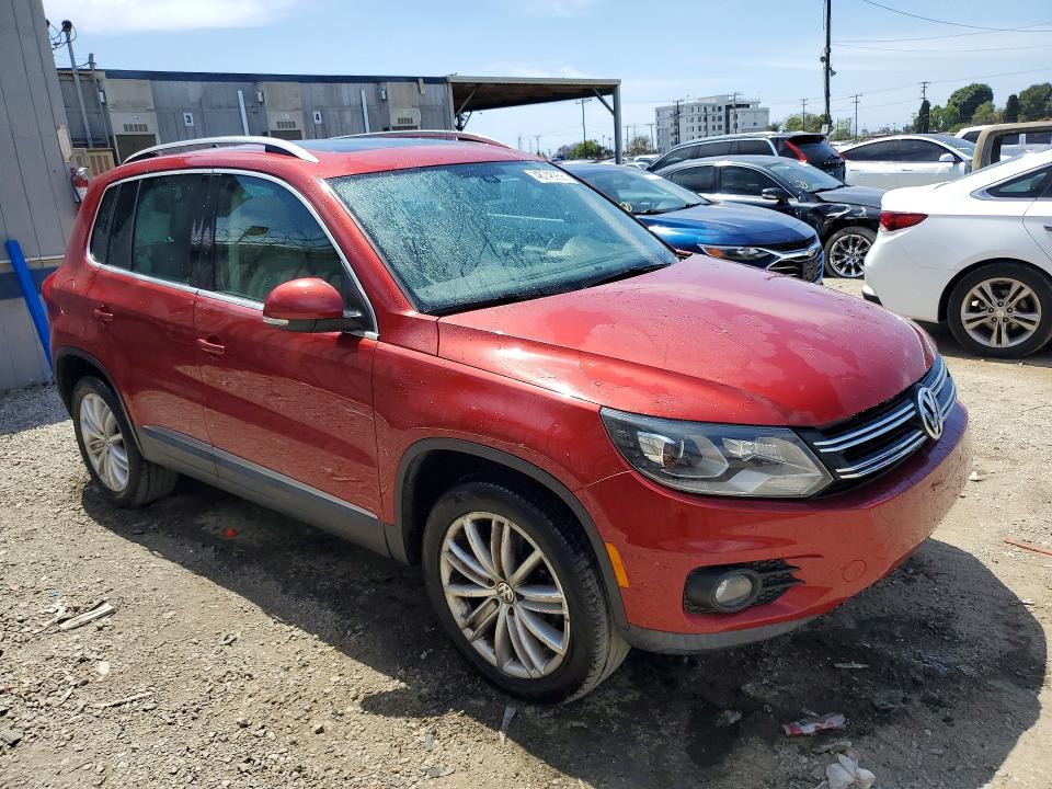 48748956 :رقم المزاد ، WVGAV7AX9GW052529 vin ، 2016 Volkswagen Tiguan مزاد بيع