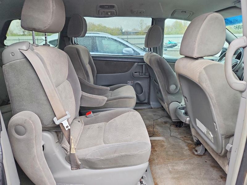 Auction sale of the 2010 Toyota Sienna, vin: 5TDJK4CC3AS032290, lot number: 51761066