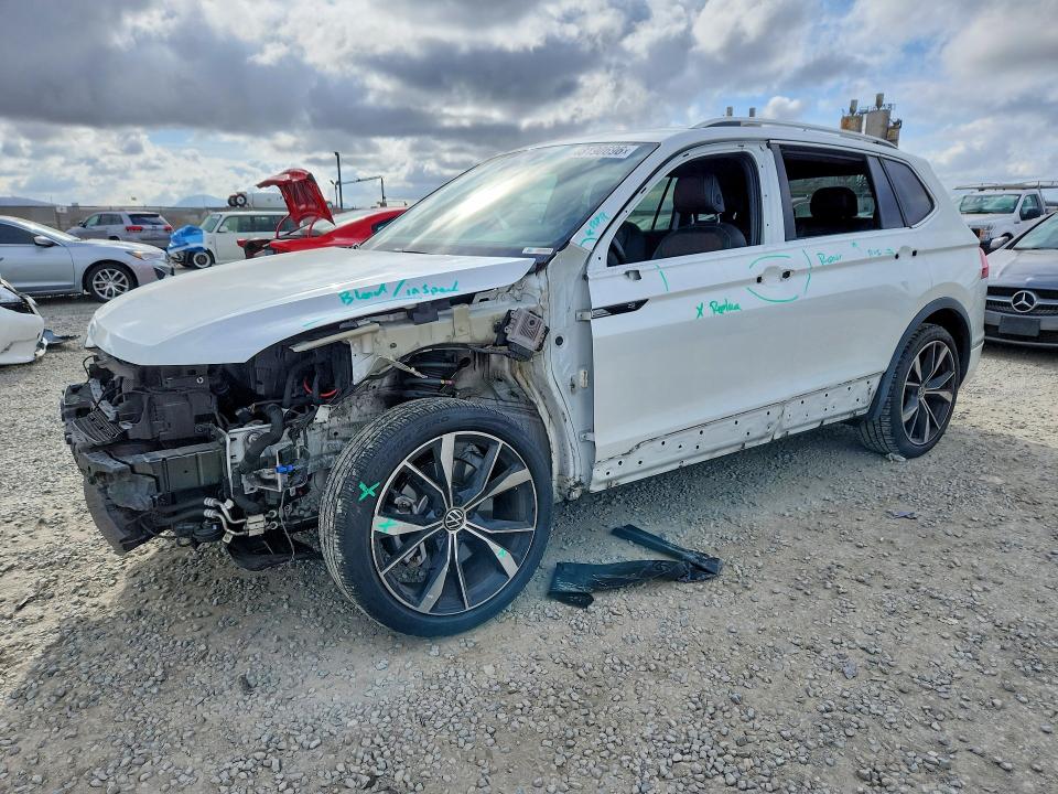 48190696 :رقم المزاد ، 3VV4B7AX6NM076134 vin ، 2022 Volkswagen Tiguan مزاد بيع