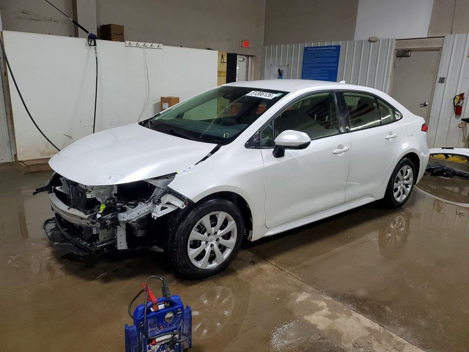 51306126 :رقم المزاد ، JTDEPMAE3NJ191109 vin ، 2022 Toyota Corolla مزاد بيع