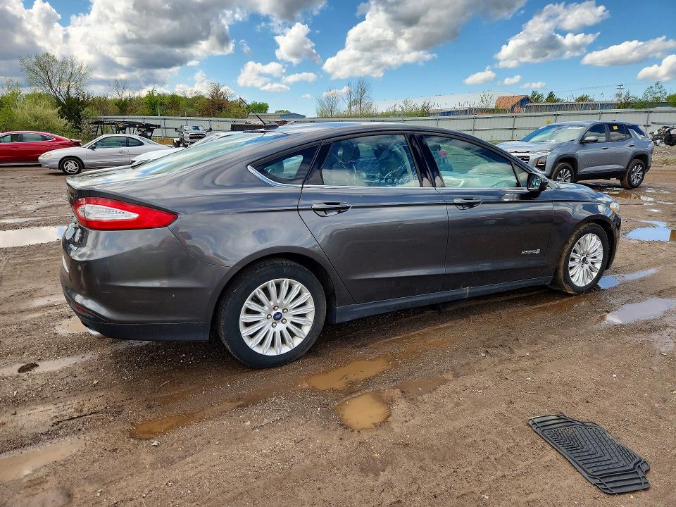 Продаж на аукціоні авто 2015 Ford Fusion, vin: 3FA6P0UU0FR150031, номер лоту: 51951326