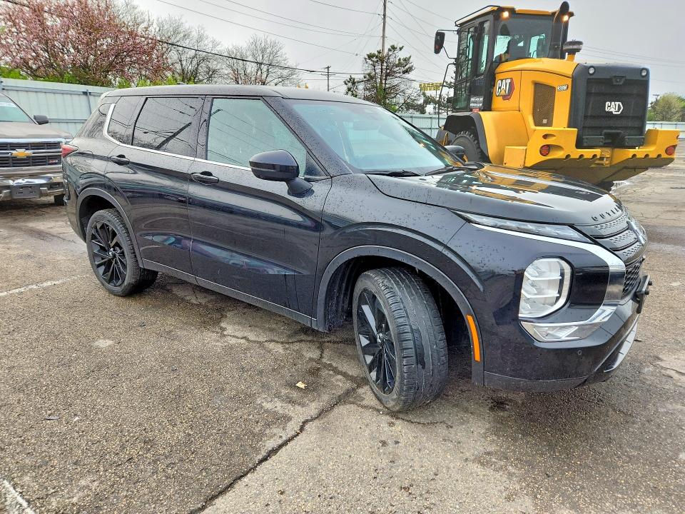 Продаж на аукціоні авто 2023 Mitsubishi Outlander, vin: JA4J3UA86PZ035438, номер лоту: 48449036