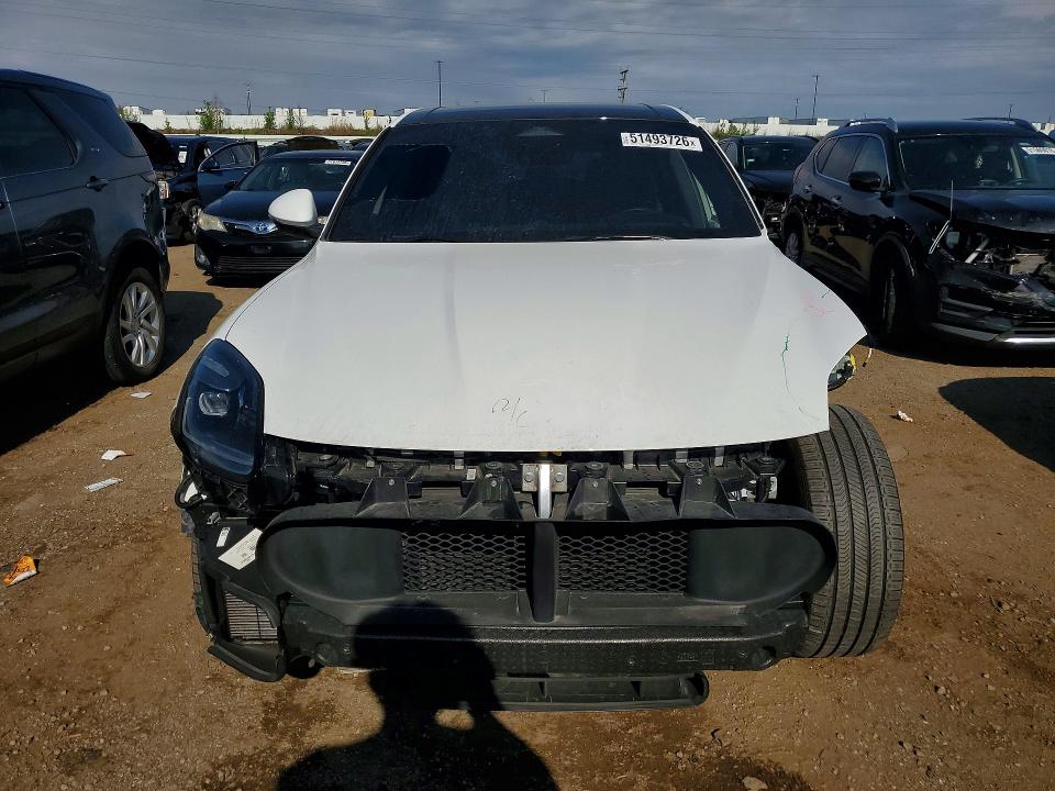 Продажа на аукционе авто 2023 Maserati Grecale, vin: ZN682AVM0P7427208, номер лота: 51493726