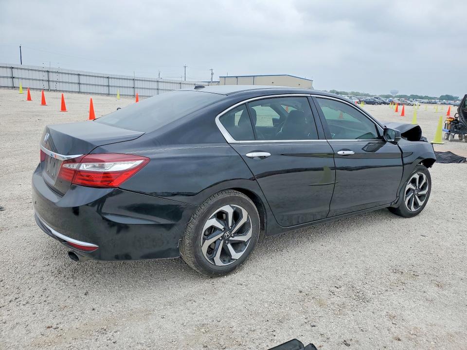 51570216 :رقم المزاد ، 1HGCR2F73GA248493 vin ، 2016 Honda Accord مزاد بيع