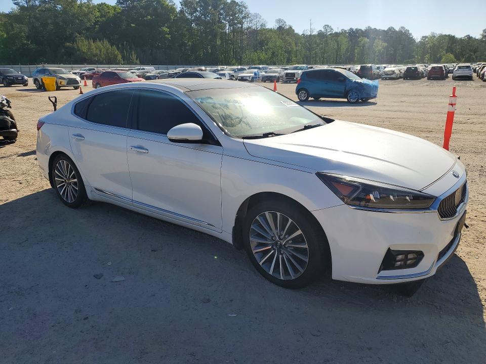 Продажа на аукционе авто 2017 Kia Cadenza, vin: KNALC4J17H5062882, номер лота: 50629936