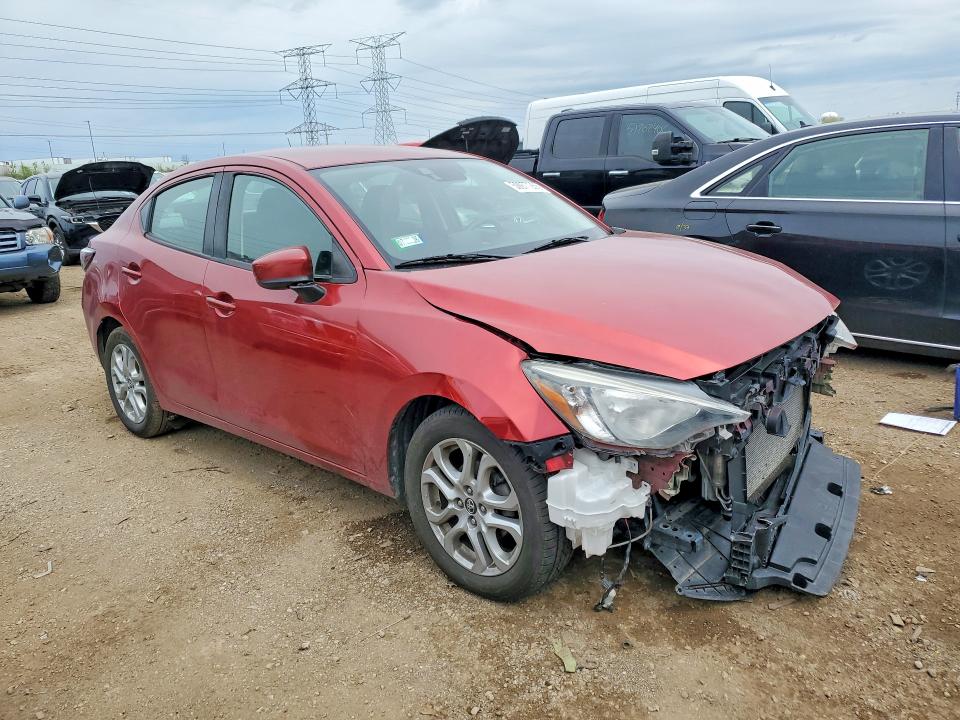 50977266 :رقم المزاد ، 3MYDLBYV2HY187992 vin ، 2017 Toyota Yaris Ia مزاد بيع
