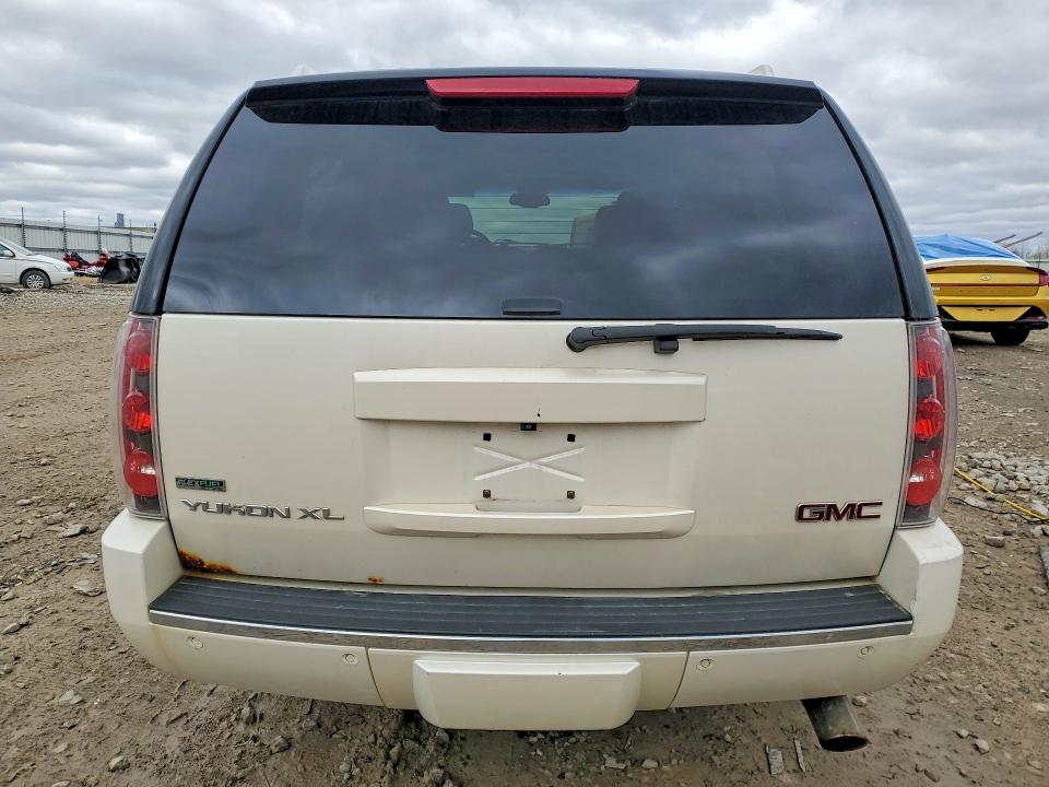 2011 Gmc Yukon Xl მანქანა იყიდება აუქციონზე, vin: 1GKS2MEF4BR299924, აუქციონის ნომერი: 51149746