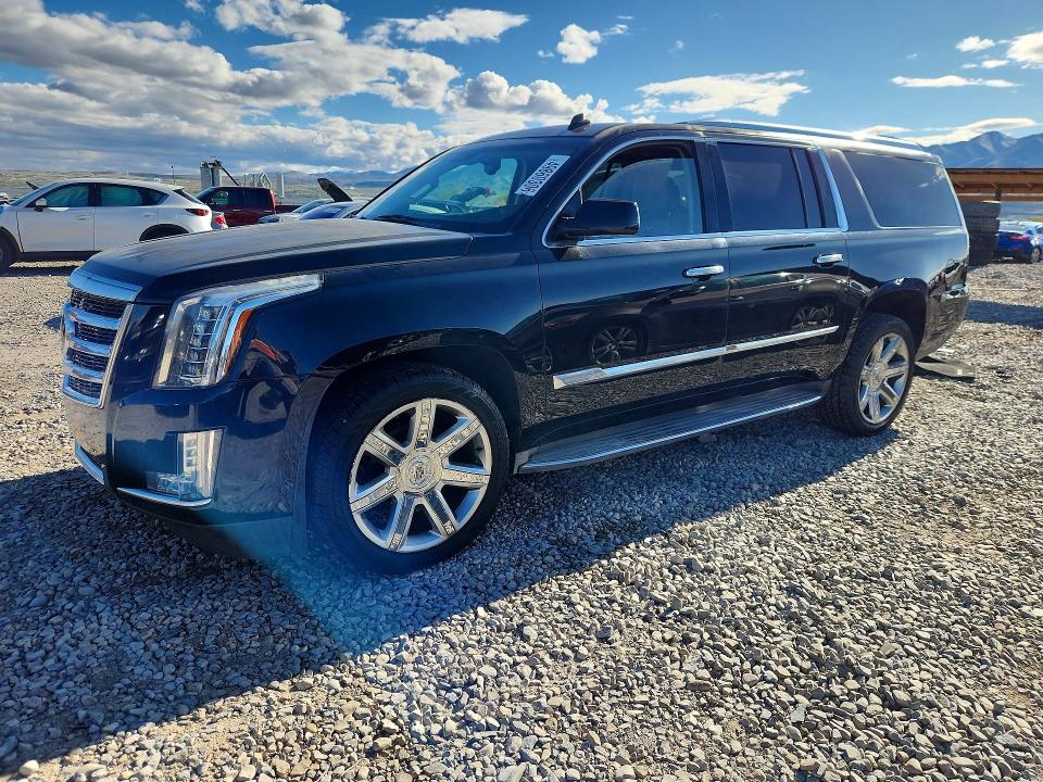 2015 Cadillac Escalade მანქანა იყიდება აუქციონზე, vin: 1GYS4JKJ4FR267021, აუქციონის ნომერი: 49860306
