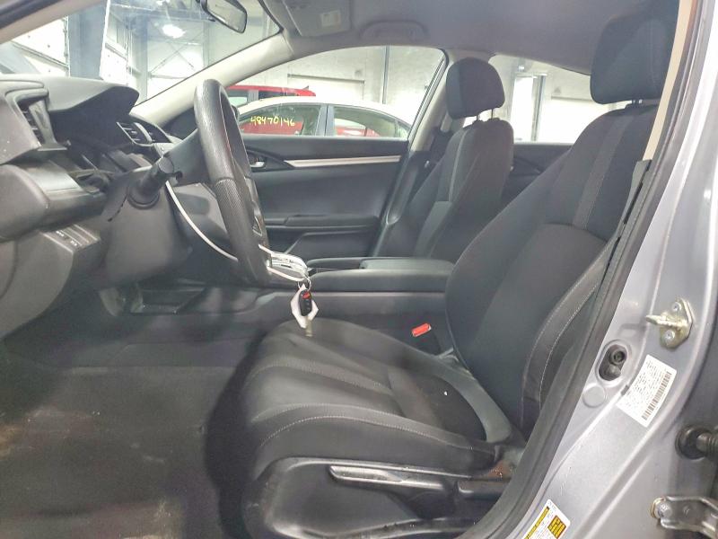 48793506 :رقم المزاد ، 2HGFC2F56JH572026 vin ، 2018 Honda Civic مزاد بيع