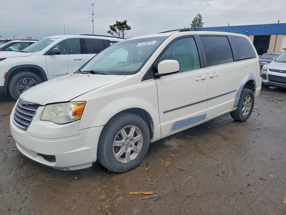 Продажа на аукционе авто 2009 Chrysler Town & Country, vin: 2A8HR541X9R594584, номер лота: 51339236