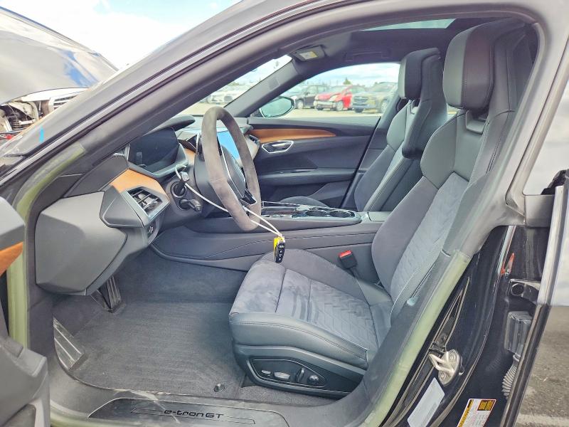 Продажа на аукционе авто 2022 Audi E-tron Gt, vin: WAUFJBFWXN7010450, номер лота: 49663026