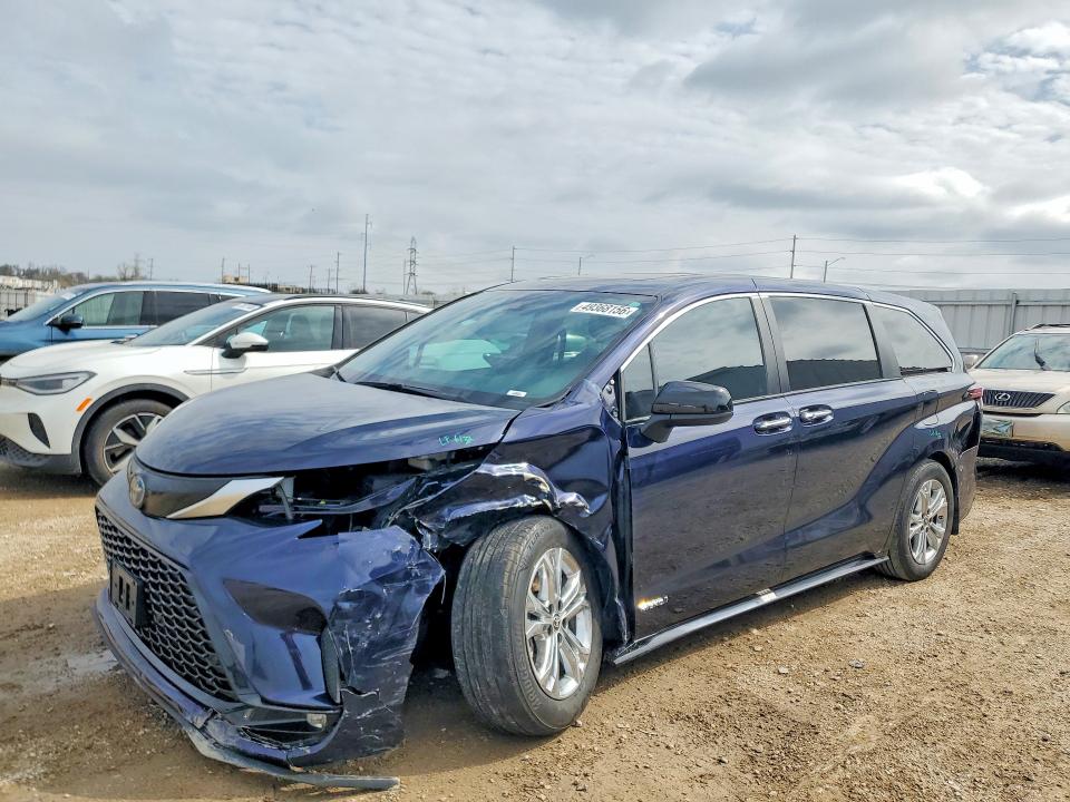 Продажа на аукционе авто 2021 Toyota Sienna, vin: 5TDXSKFC9MS005318, номер лота: 49368156