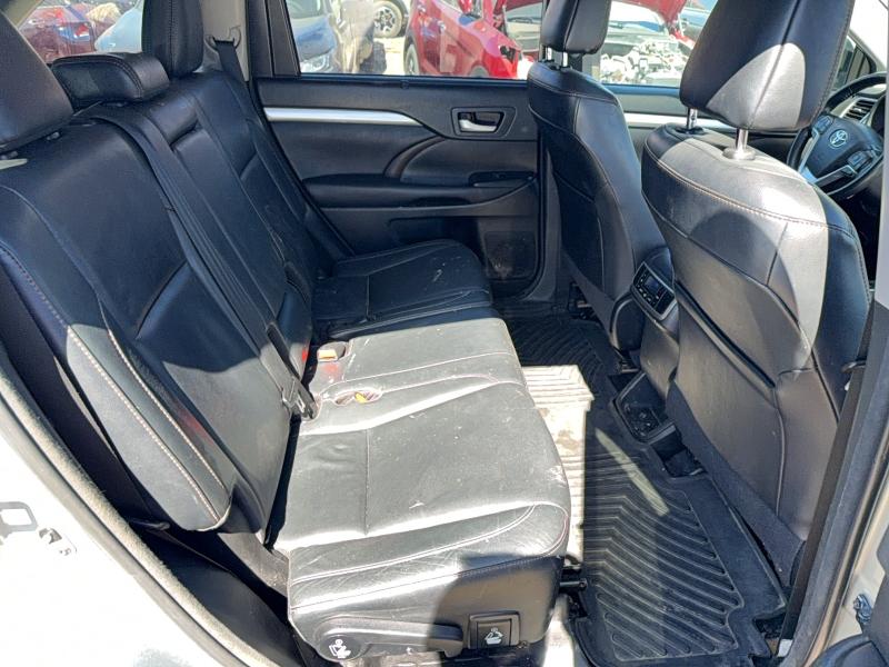 Продажа на аукционе авто 2018 Toyota Highlander Hybrid, vin: 5TDJGRFH6JS050207, номер лота: 51624186