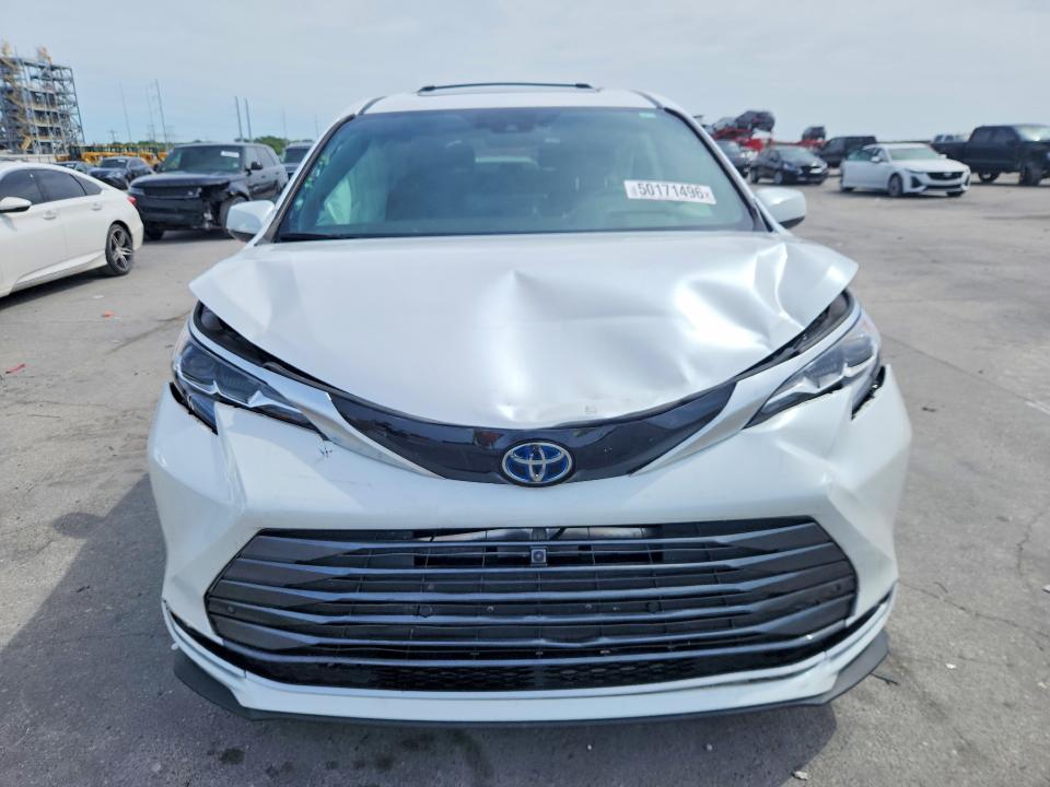 2024 Toyota Sienna მანქანა იყიდება აუქციონზე, vin: 5TDERKECXRS184447, აუქციონის ნომერი: 50171496