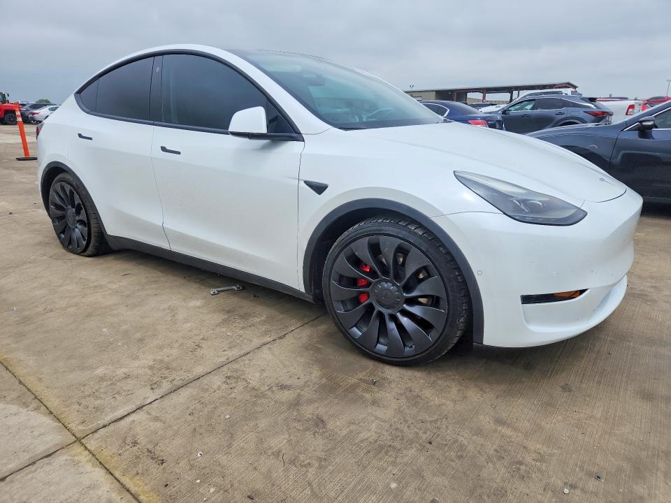 50800046 :رقم المزاد ، 7SAYGDEF0NF548563 vin ، 2022 Tesla Model Y مزاد بيع