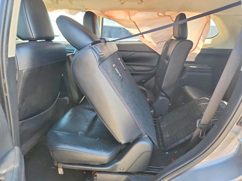 2018 Mitsubishi Outlander მანქანა იყიდება აუქციონზე, vin: JA4AZ3A39JZ006360, აუქციონის ნომერი: 50294436