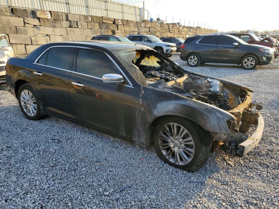 Продажа на аукционе авто 2014 Chrysler 300c, vin: 2C3CCAKT2EH128605, номер лота: 48695196