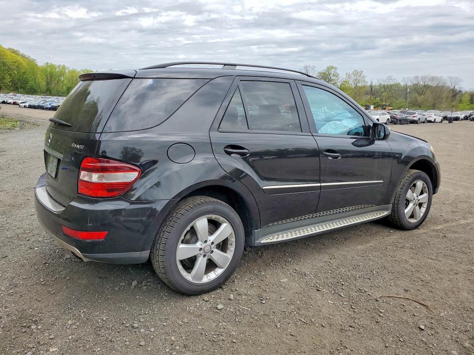 51615956 :رقم المزاد ، 4JGBB86E89A530434 vin ، 2009 Mercedes-benz Ml مزاد بيع