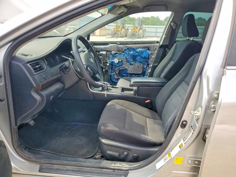 51479426 :رقم المزاد ، 4T1BF1FKXHU305592 vin ، 2017 Toyota Camry مزاد بيع