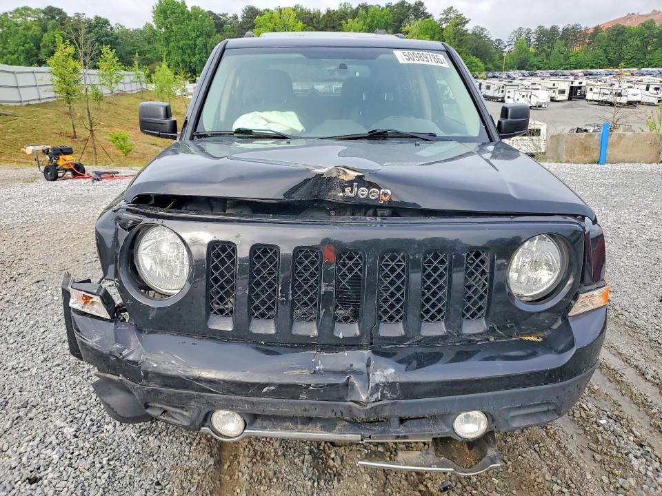 50989786 :رقم المزاد ، 1C4NJPFA6HD211817 vin ، 2017 Jeep Patriot مزاد بيع
