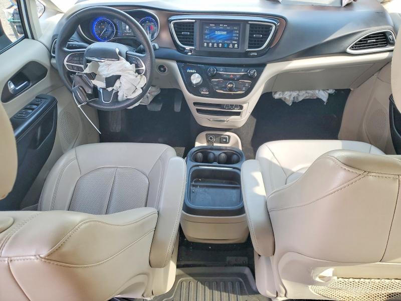 49088146 :رقم المزاد ، 2C4RC1DG8MR506490 vin ، 2021 Chrysler Voyager مزاد بيع