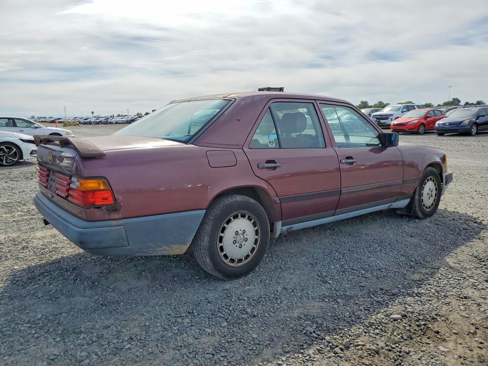Продажа на аукционе авто 1986 Mercedes-benz 300, vin: WDBEA30D9GA235751, номер лота: 49828176