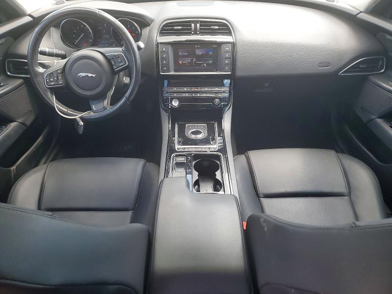 51346586 :رقم المزاد ، SAJAD4FX7JCP28761 vin ، 2018 Jaguar Xe مزاد بيع