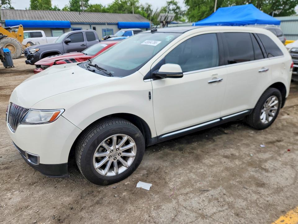 49584786 :رقم المزاد ، 2LMDJ8JKXCBL10804 vin ، 2012 Lincoln Townhouse Mkx مزاد بيع