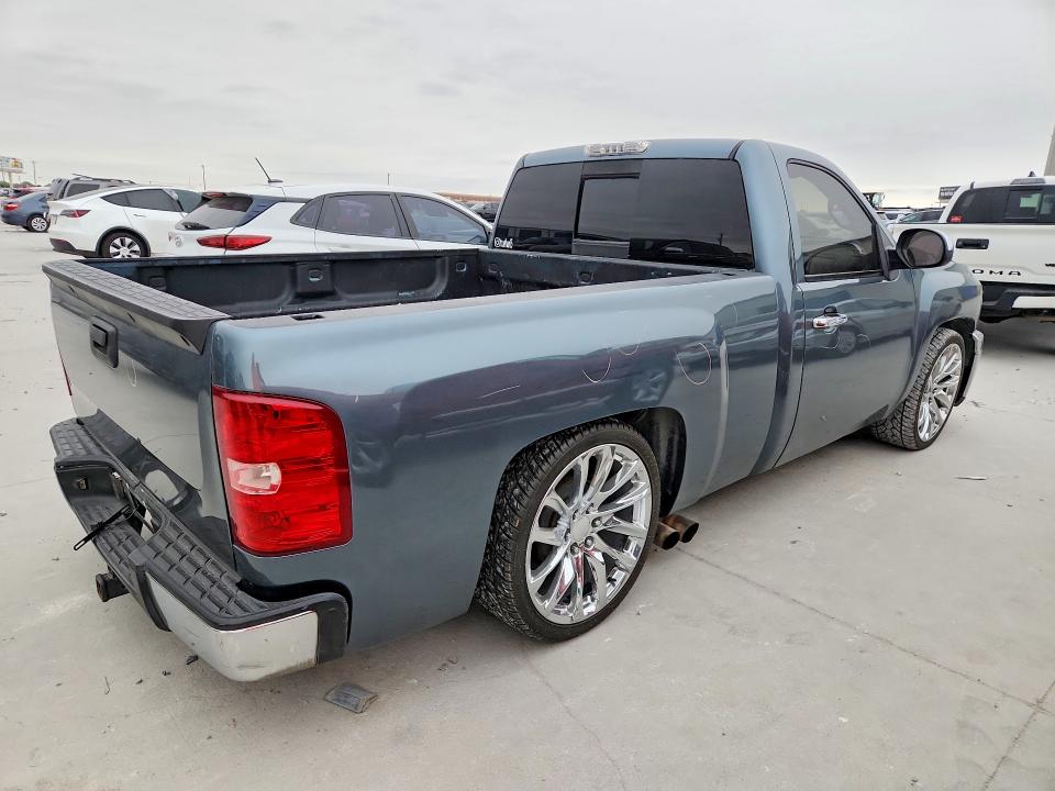 2007 Chevrolet Silverado მანქანა იყიდება აუქციონზე, vin: 1GCEC14C87Z533100, აუქციონის ნომერი: 51629266