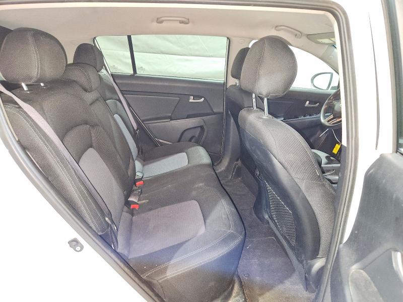 50126656 :رقم المزاد ، KNDPBCAC7F7772028 vin ، 2015 Kia Sportage مزاد بيع