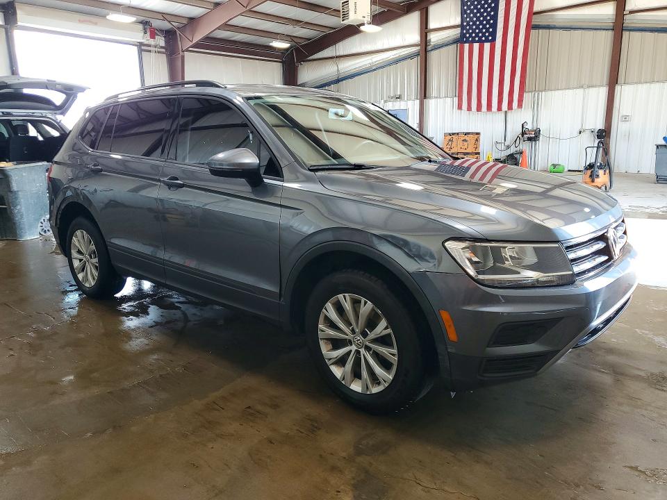 Продаж на аукціоні авто 2018 Volkswagen Tiguan, vin: 3VV0B7AX9JM080624, номер лоту: 49244866