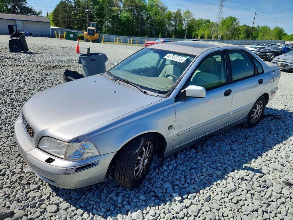 2004 Volvo S40 მანქანა იყიდება აუქციონზე, vin: YV1VS275X4F034523, აუქციონის ნომერი: 49744776