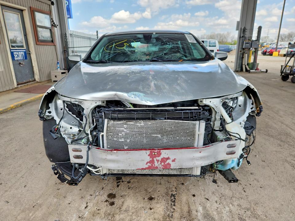 50659826 :رقم المزاد ، 1G1ZD5ST0JF197324 vin ، 2018 Chevrolet Malibu مزاد بيع