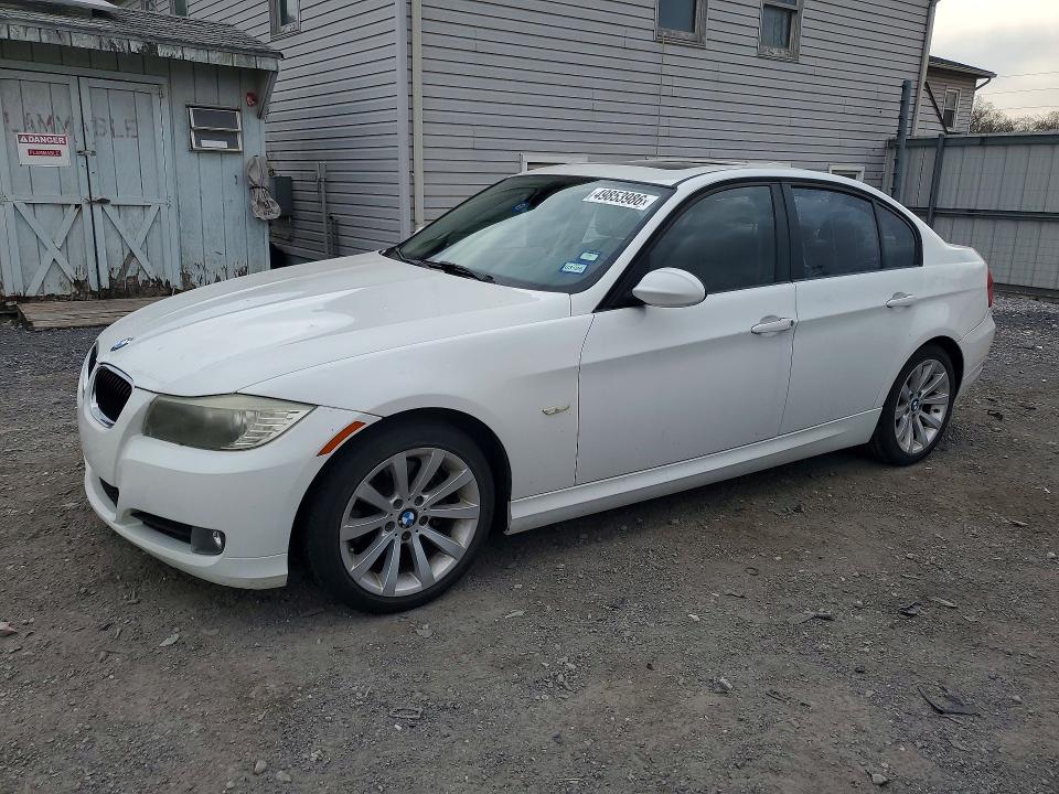 49853986 :رقم المزاد ، WBAPH7G52BNN04585 vin ، 2011 Bmw 328 مزاد بيع