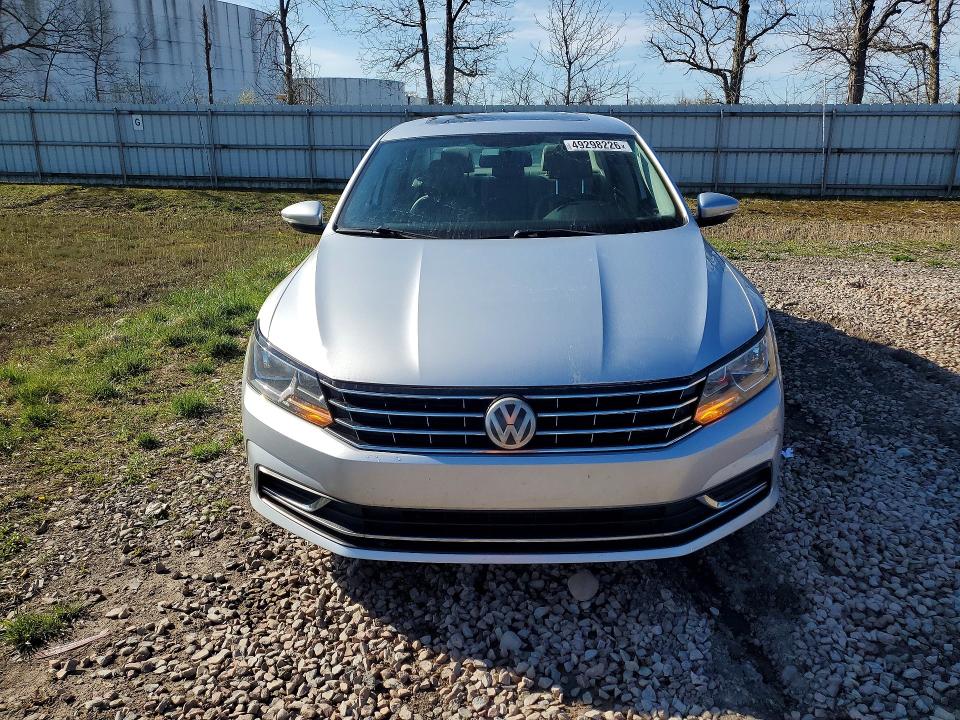 2016 Volkswagen Passat მანქანა იყიდება აუქციონზე, vin: 1VWBS7A36GC032915, აუქციონის ნომერი: 49298226