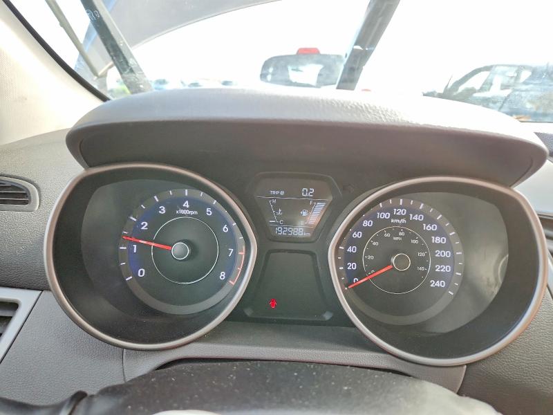 49662246 :رقم المزاد ، 5NPDH4AE9FH649657 vin ، 2015 Hyundai Elantra L 4dr مزاد بيع