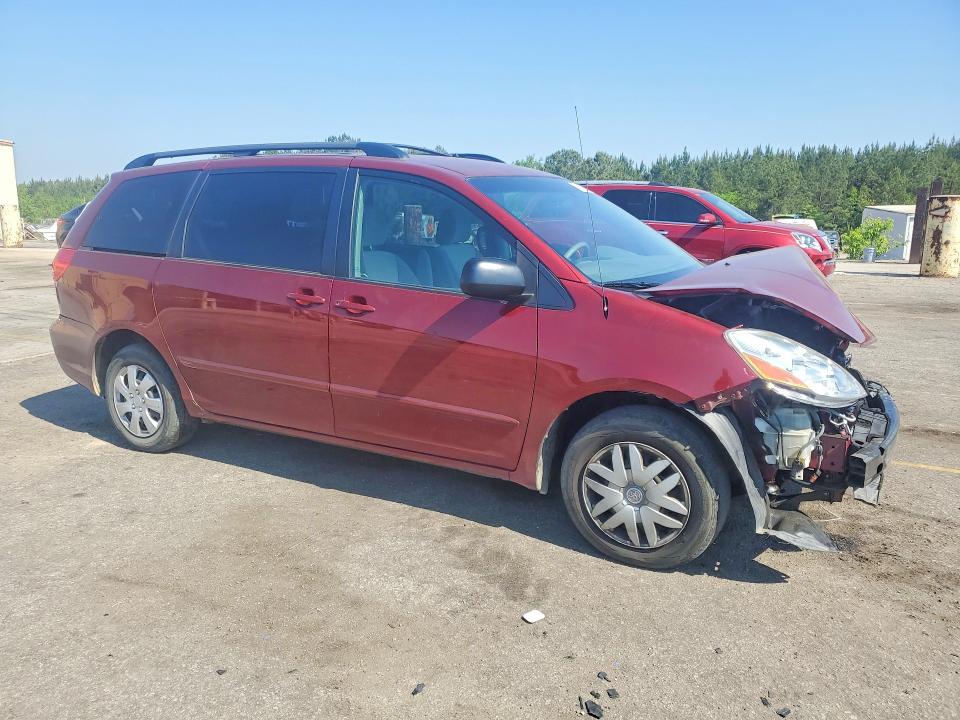 51108736 :رقم المزاد ، 5TDKK4CC7AS327154 vin ، 2010 Toyota Sienna مزاد بيع