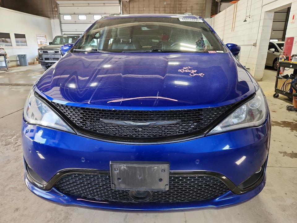 Продаж на аукціоні авто 2020 Chrysler Pacifica, vin: 2C4RC1EG0LR126718, номер лоту: 48855956