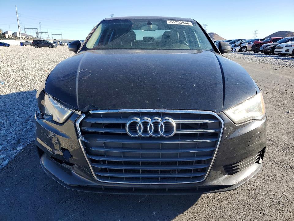 51202546 :رقم المزاد ، WAUCCGFF3F1004956 vin ، 2015 Audi A3 مزاد بيع