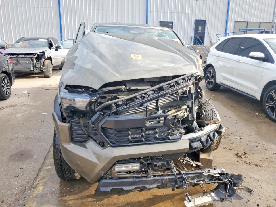 2024 Toyota Tacoma მანქანა იყიდება აუქციონზე, vin: 3TMLB5JN2RM029315, აუქციონის ნომერი: 49313066