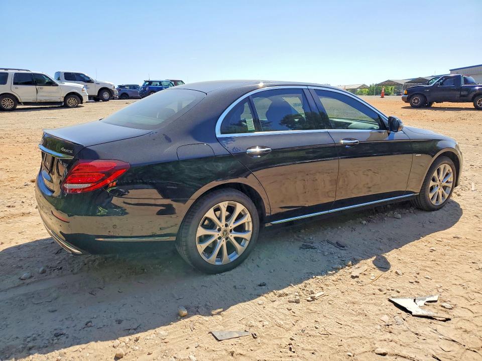 2018 Mercedes-benz E მანქანა იყიდება აუქციონზე, vin: WDDZF4KB1JA355997, აუქციონის ნომერი: 49234426