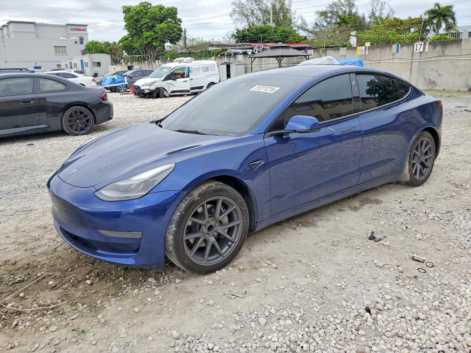 Продаж на аукціоні авто 2022 Tesla Model 3, vin: 5YJ3E1EA3NF185224, номер лоту: 51271216